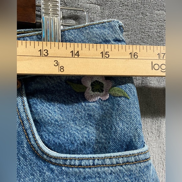 Reformation Charlie High Rise Jean Short Fauna Embroidery Women’s  Size 30 NWT - Picture 7 of 12